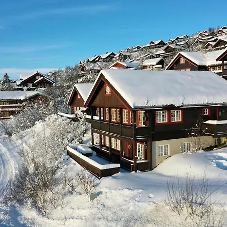Cozy Ground-floor Unit With View Of Slettefjell Beitostolen