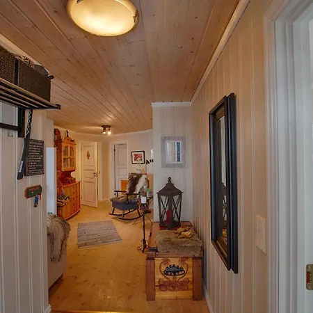 Apartment Cozy Ground-floor Unit With View Of Slettefjell